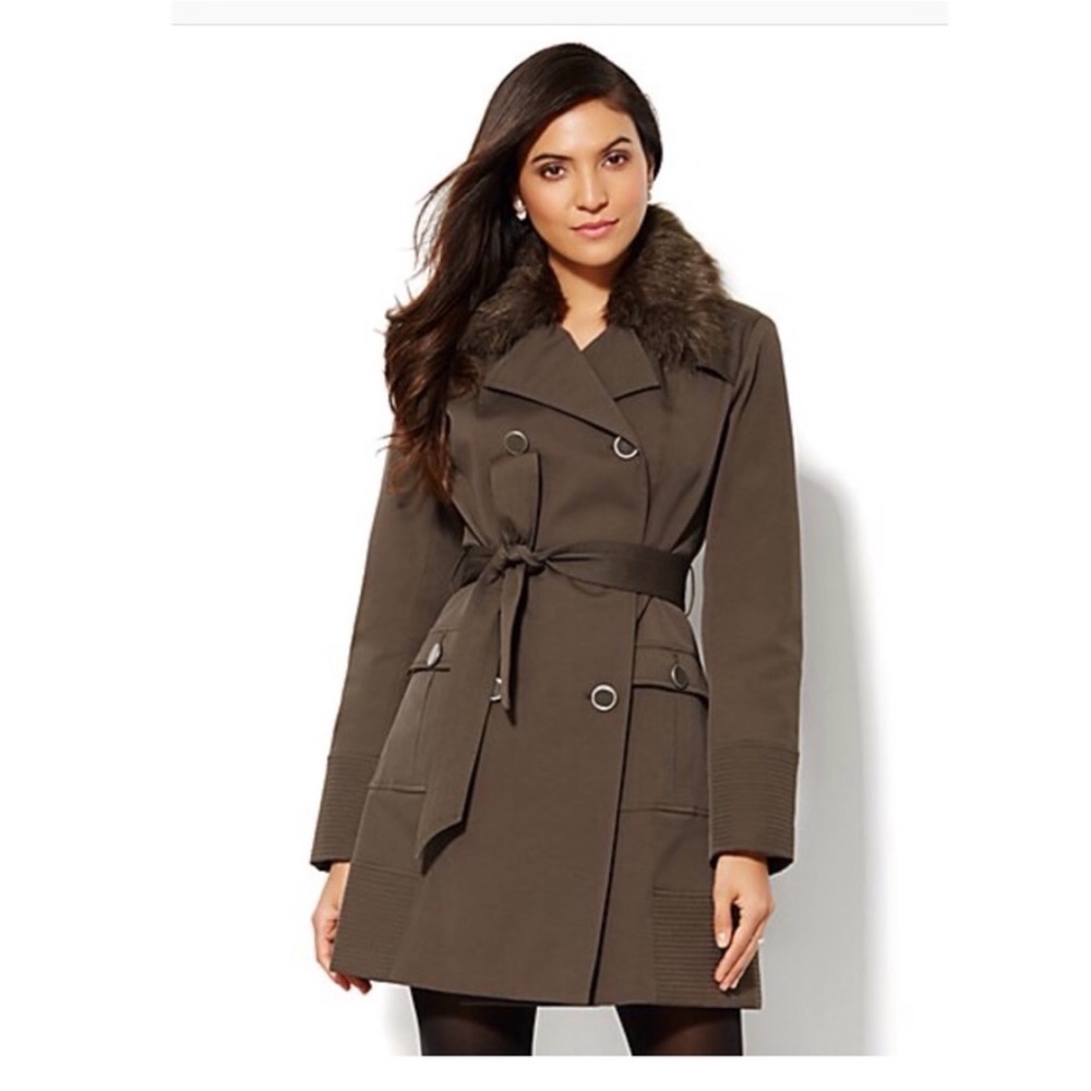 New York & Company: Trench Coat
